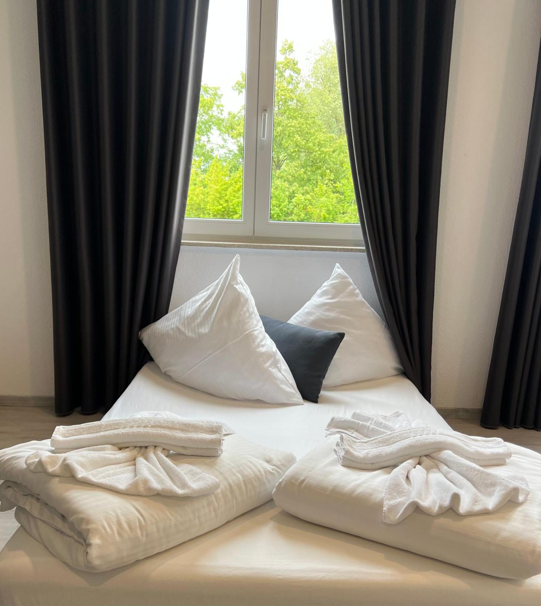 Yebs Hotel Günzburg Eksteriør bilde